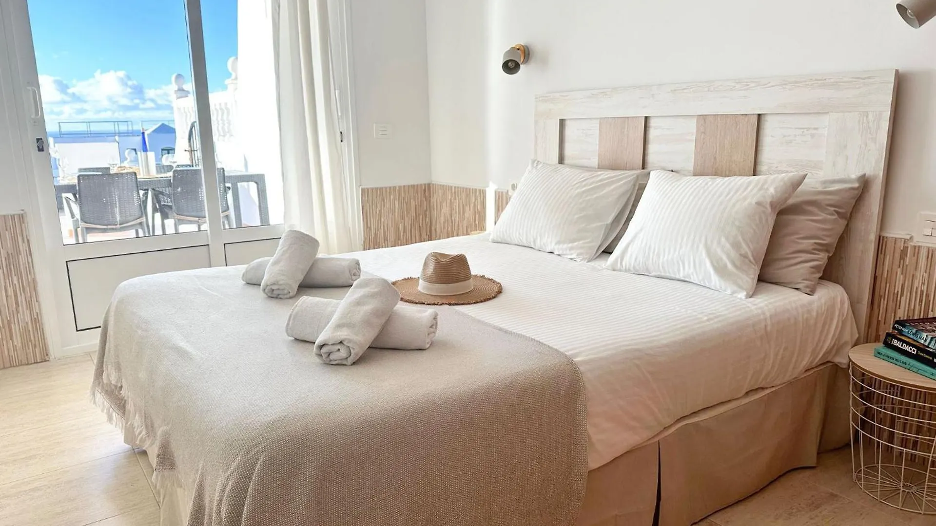 Villa Siempre Mar Puerto del Carmen  Spanien