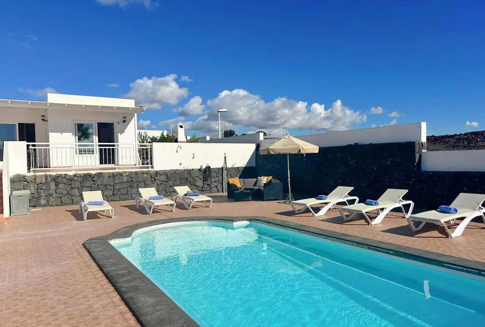 Villa Siempre Mar Puerto del Carmen  0*, Puerto del Carmen (Lanzarote) Spanien